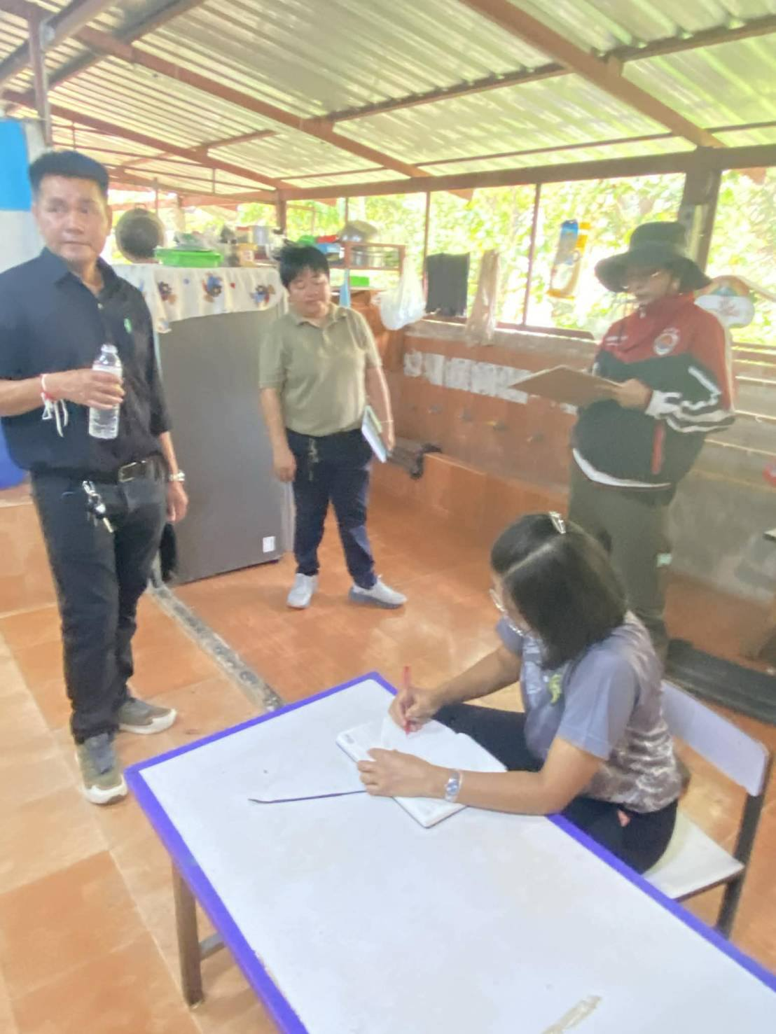 องค์การบริหารส่วนตำบลหนองไฮ ออกสำรวจตรวจเยี่ยมจุดซ่อมแซม ต่อเติม ศูนย์พัฒนาเด็กเล็กบ้านโคกลาด